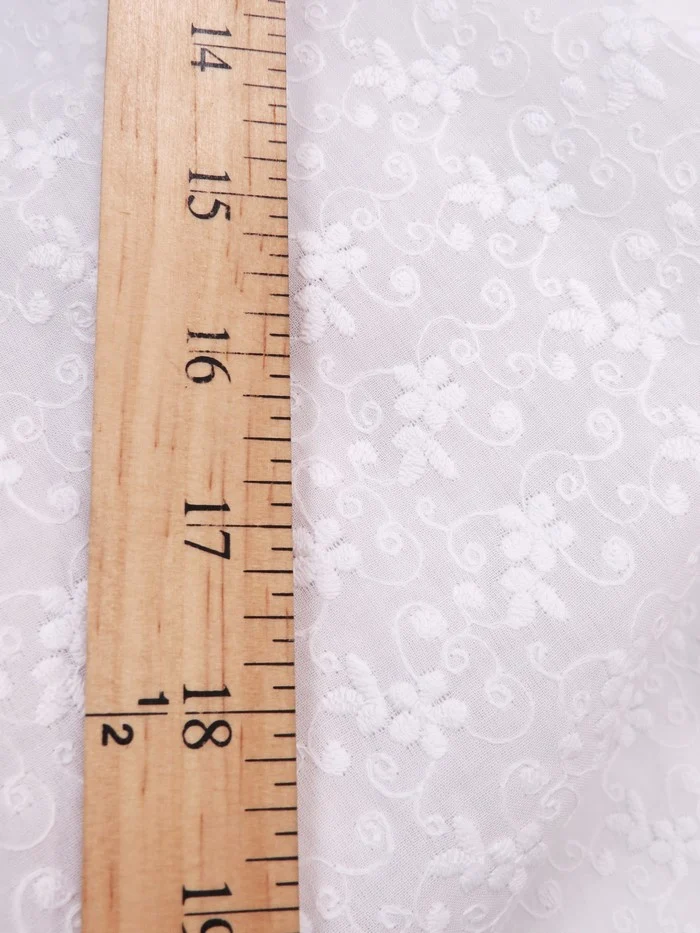 Daisy Flower Lace Fabric - White - Image 4