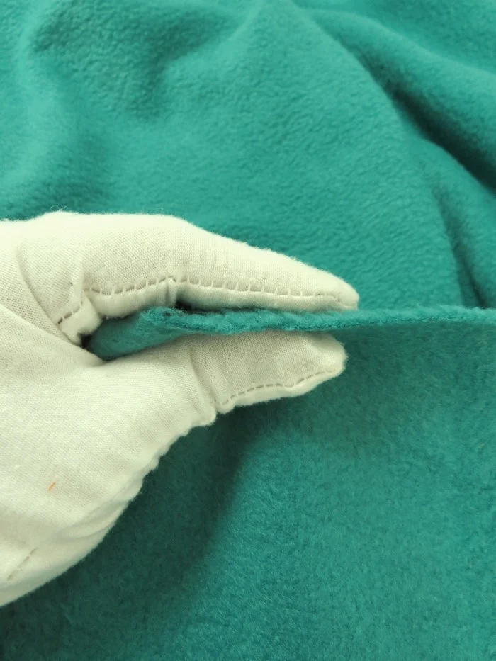 Solid Fleece Fabric / Violet - Image 4