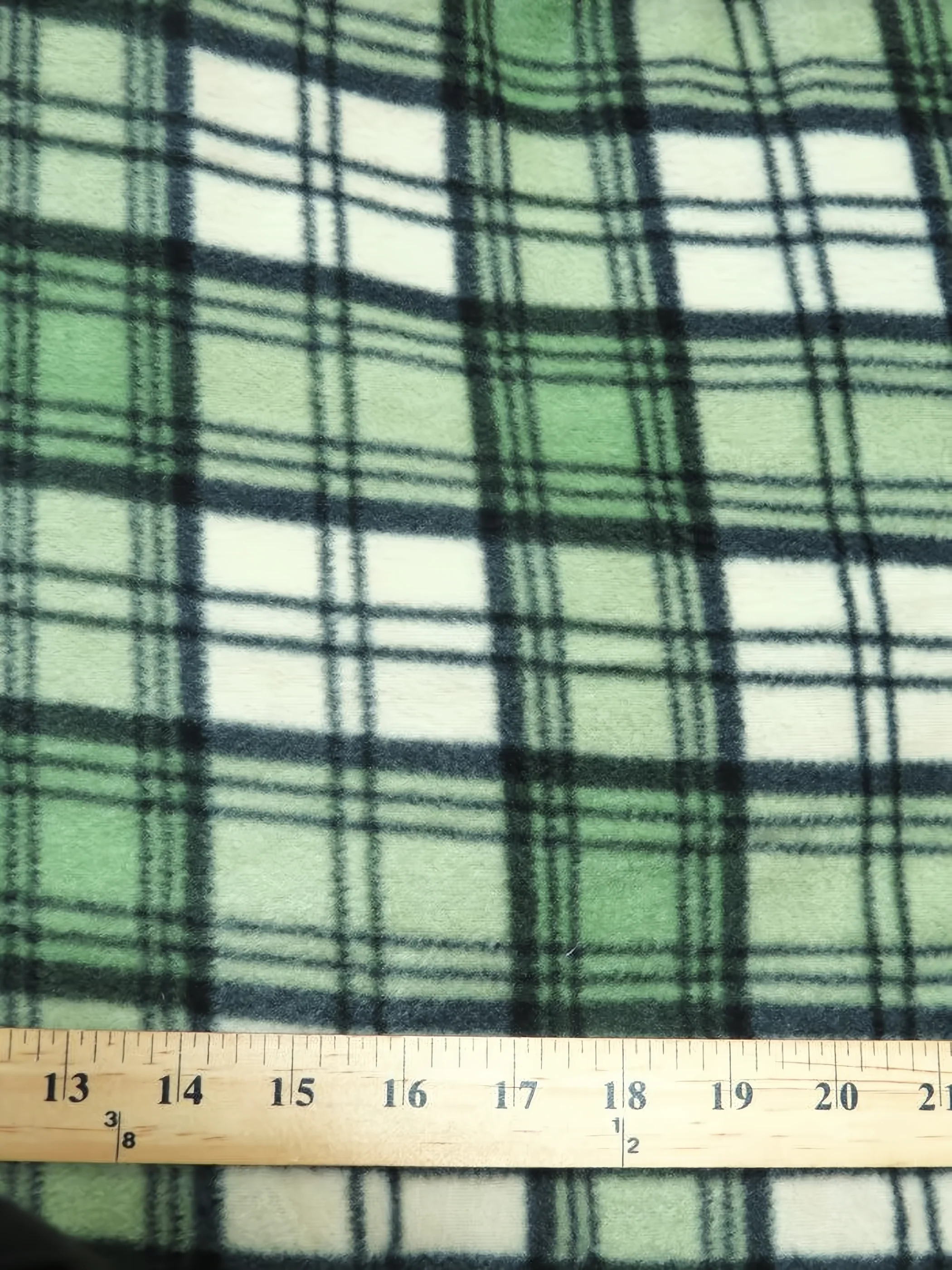 Fleece Printed Fabric / Tartan Plaid Green/Beige / Sold By The Yard (Second Quality Goods)