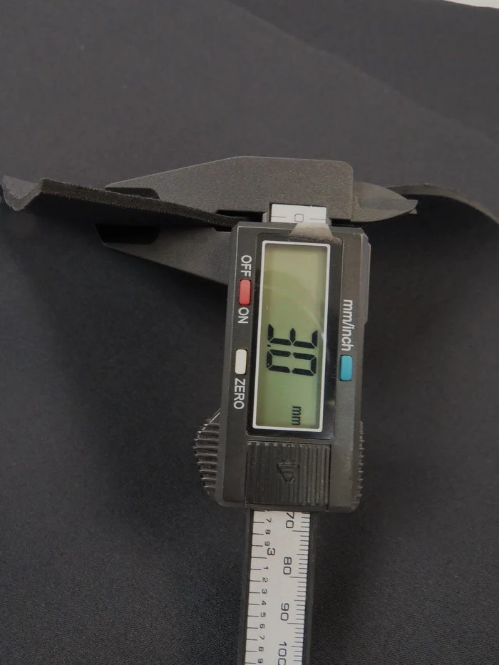 Neoprene Nylon Bonded Sponge Waterproof Wetsuit Fabric / 3mm Black / Sold By The Yard - Image 4