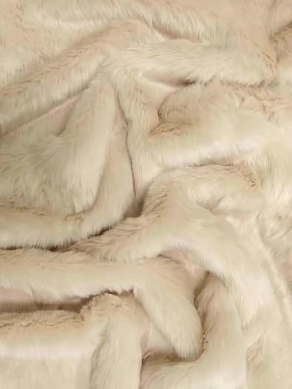 Short Shag Faux Fur Fabric / Latte / Sold By The Yard (Secon Quality Goods)