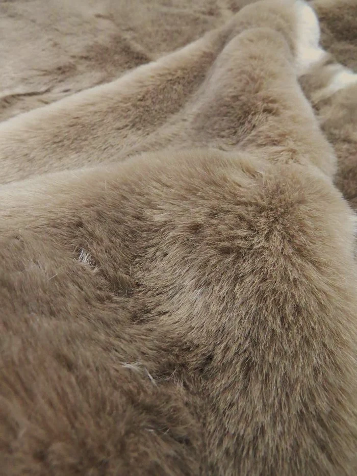 Short Shag (Teddy) Faux Fur - Image 14