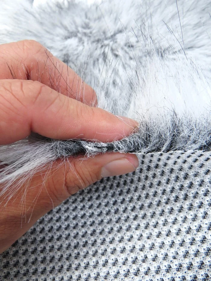 Silver Neo Wolf Anti-Shed Animal Faux Fur / Sold by the Yard - Image 3